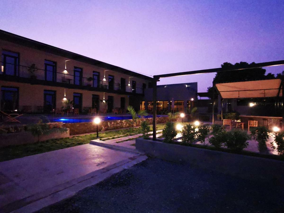 Au Bord De L'Eau Bamako Exterior foto