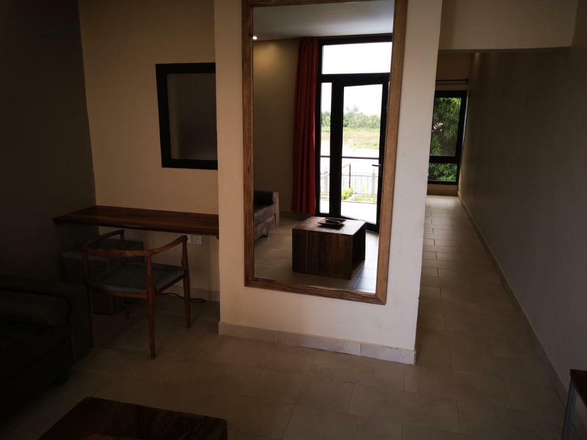 Au Bord De L'Eau Bamako Exterior foto